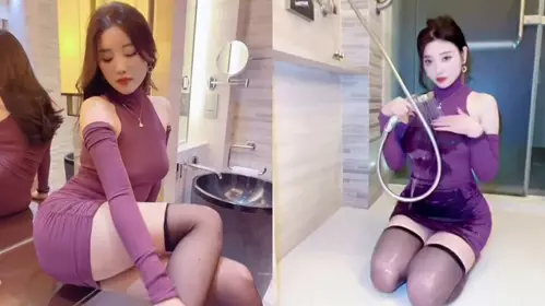 美艳女神杨晨晨最新洗浴激情私拍无内真空揉穴揉胸凸点 花洒喷头对着BB ！